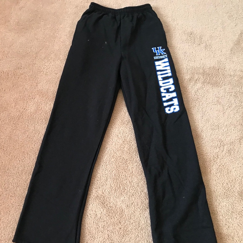 Small UK sweatpants